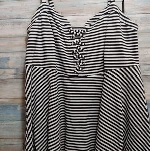 Adjustable Strap Fitted Lace Front Cami Style Te